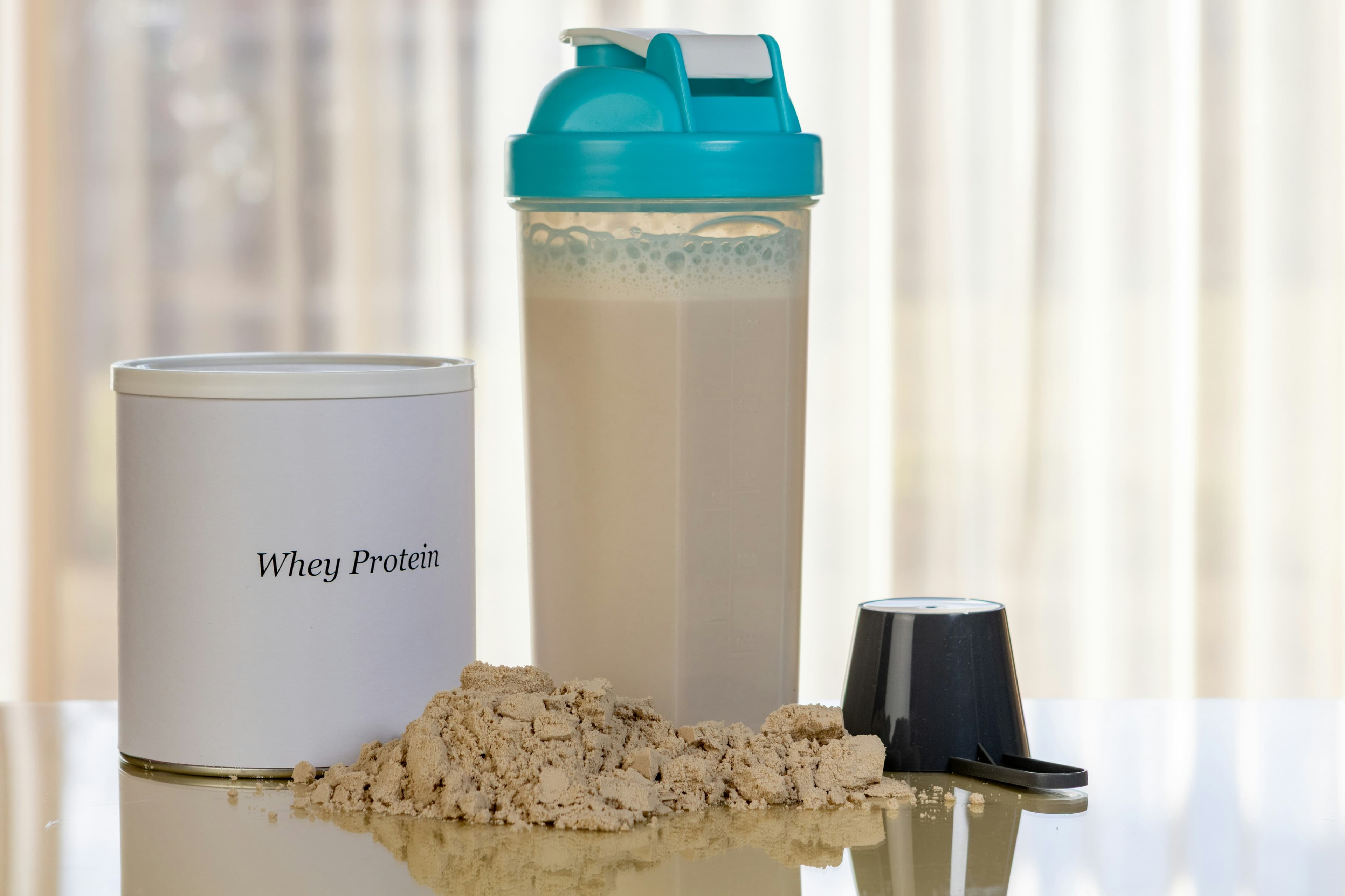 Whey vs Caséine : quelle protéine choisir selon vos objectifs ?